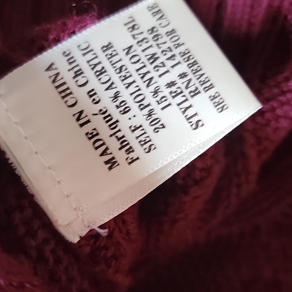 Off Shoulder Ruffle Sweater - Picture 8 of 8